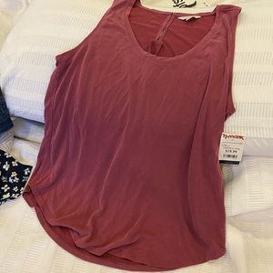 Lucky tank NWT super soft rose m